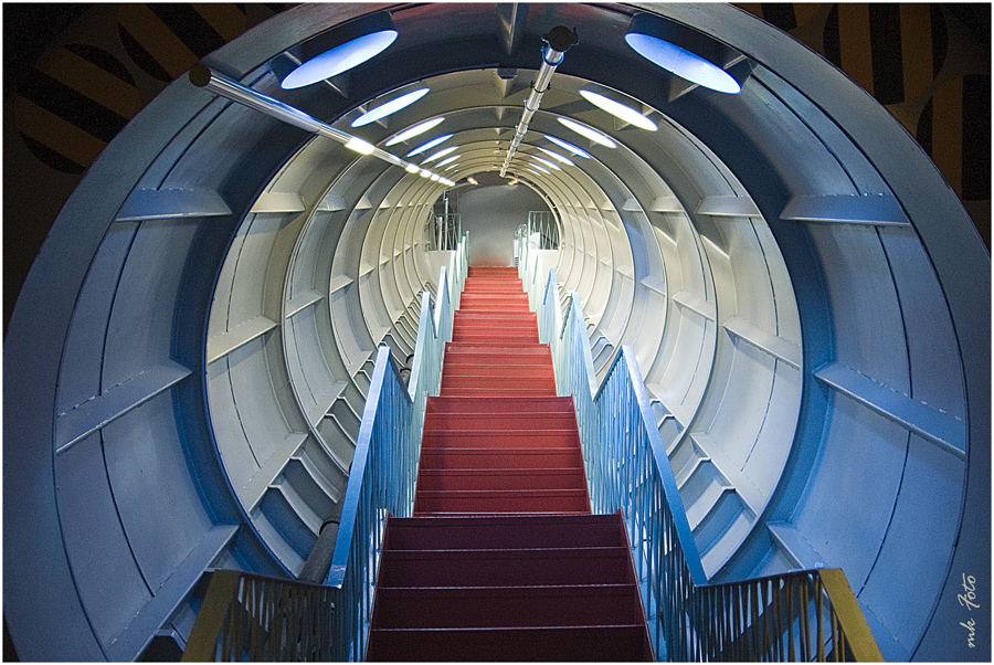 Treppe im Atomium 4