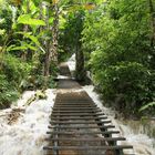 Treppe im Wasserfall