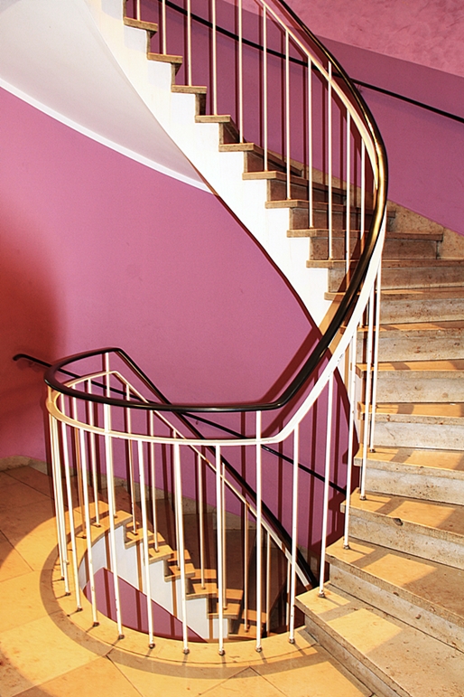 Treppe in dem Münchner Cafè  Glockenspiel