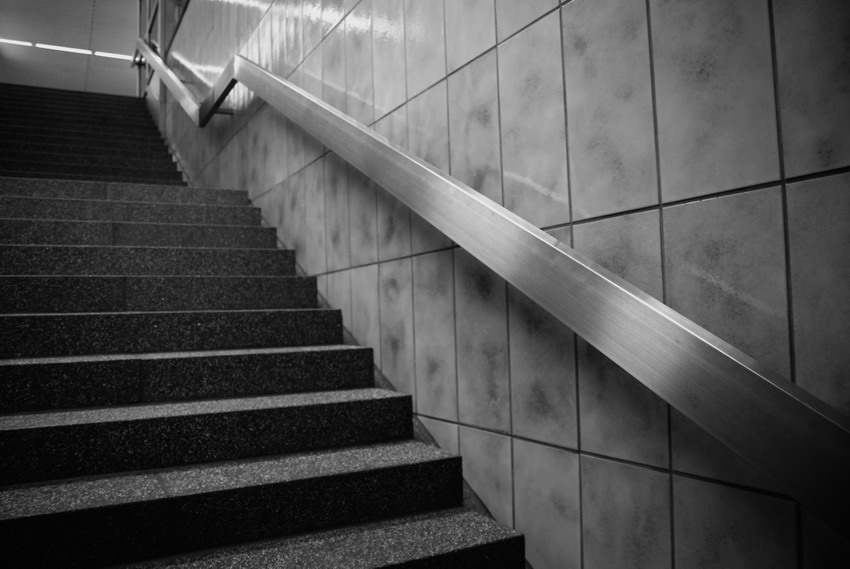 Treppe in der U-Bahn, nach unten oder nach oben ?