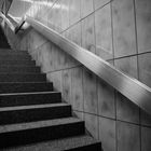 Treppe in der U-Bahn, nach unten oder nach oben ?
