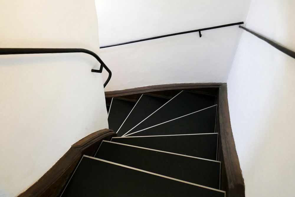 Treppe in einer Münchner Sehenswürdigkeit, aber wo ?