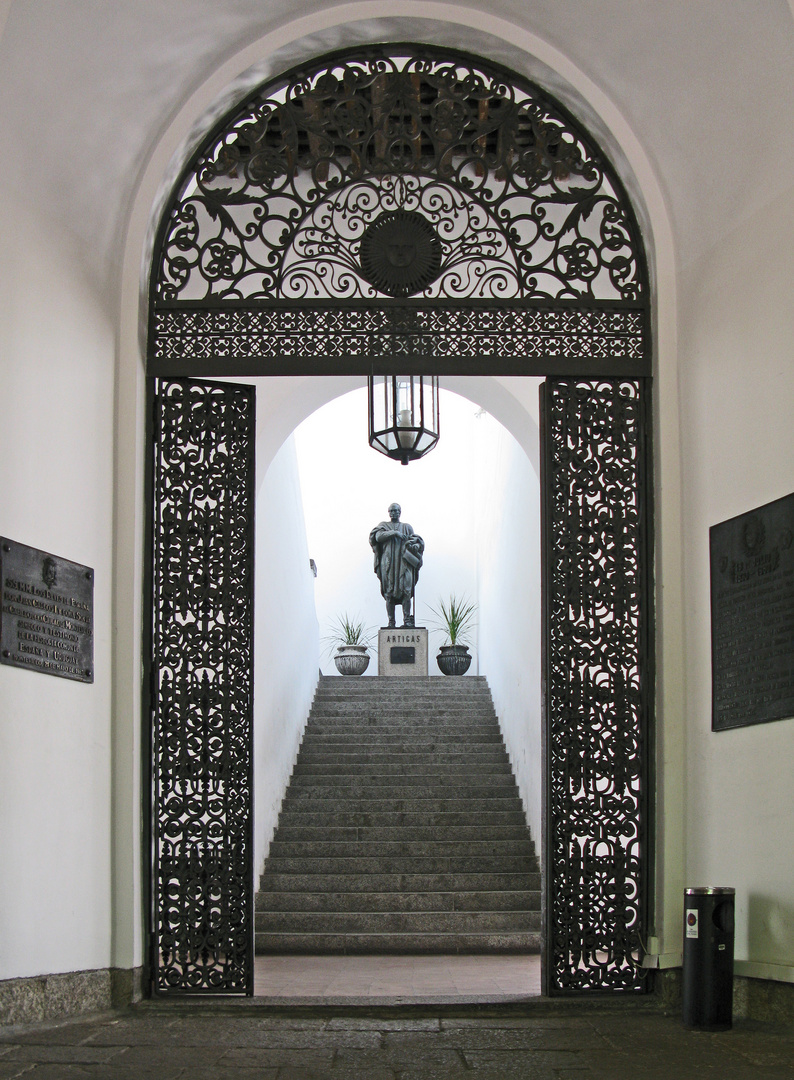 Treppe mit General Artigas im "Cabildo de Montevideo"