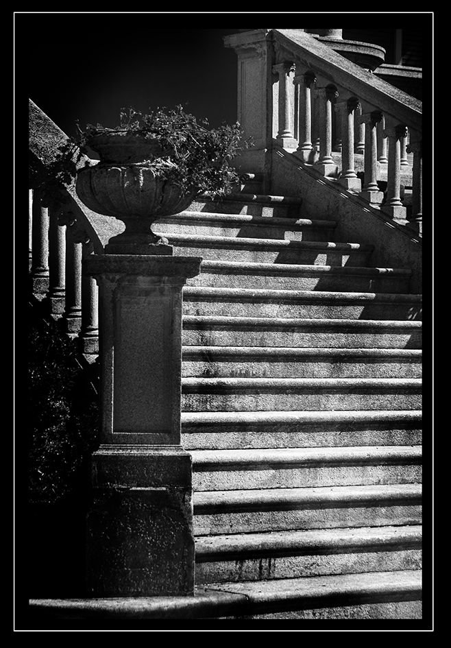 Treppe schwarz/weiß Foto & Bild | architektur, motive Bilder auf