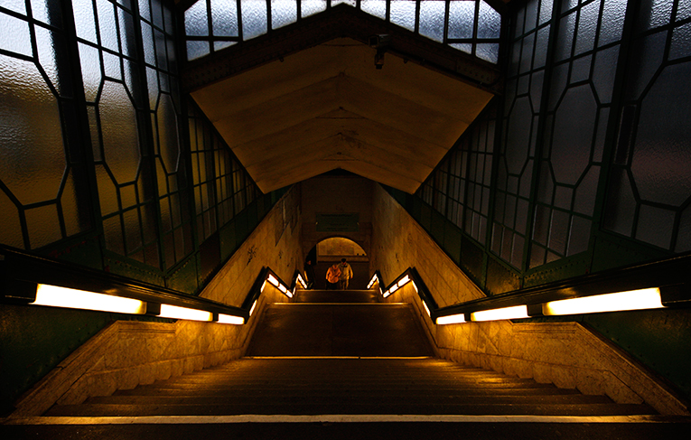 Treppe U-Bahnhof Gleisdreieck