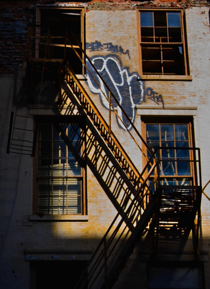 Treppe und ihr Schatten