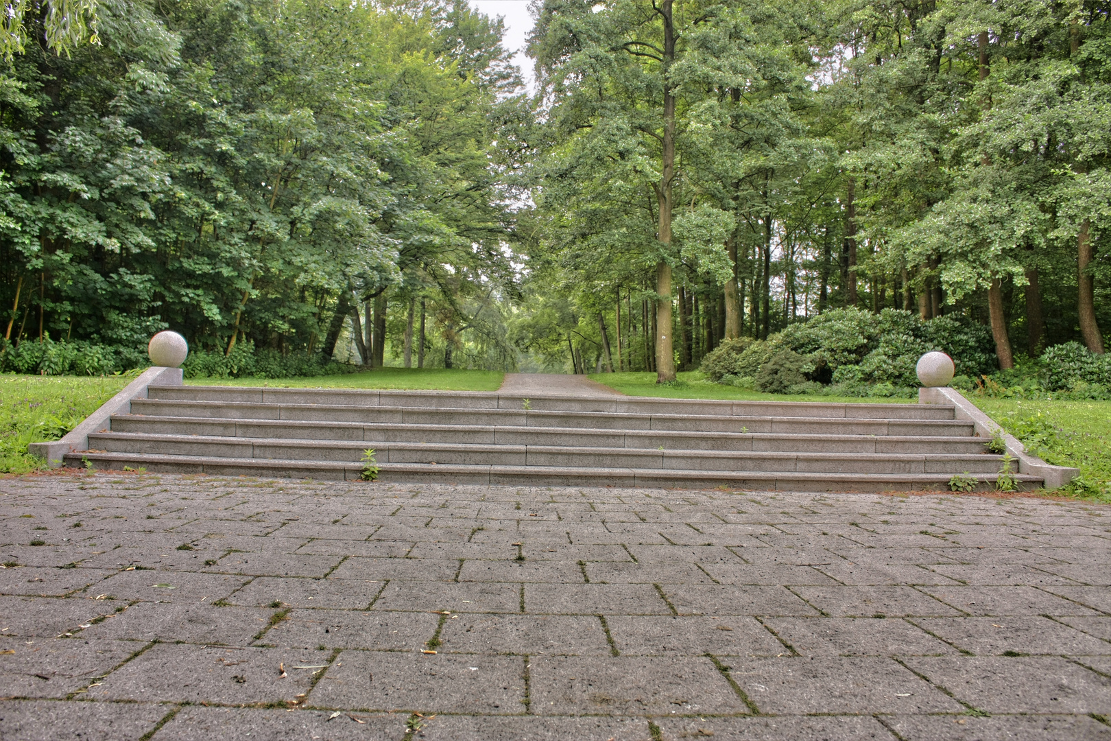 Treppe von unten nach oben