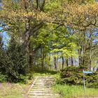 Treppe zum kleinen Park