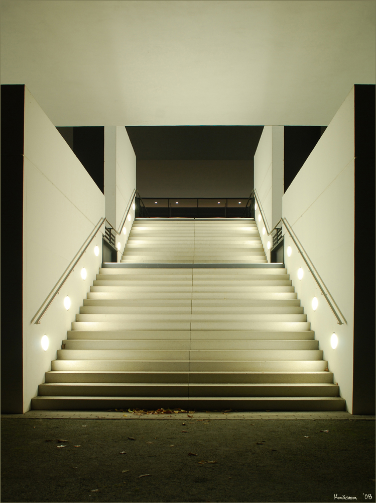 Treppe zum Schürmann-Bau (in Bonn)
