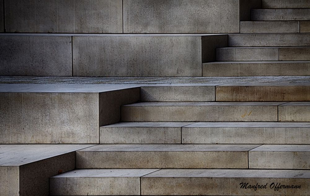 Treppe zur Kunst Foto & Bild | architektur, alltagsdesign, outdoor