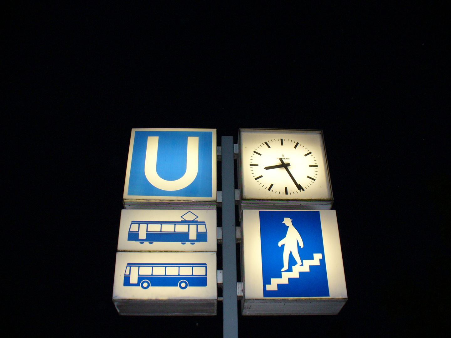 Treppe zur U-Bahn