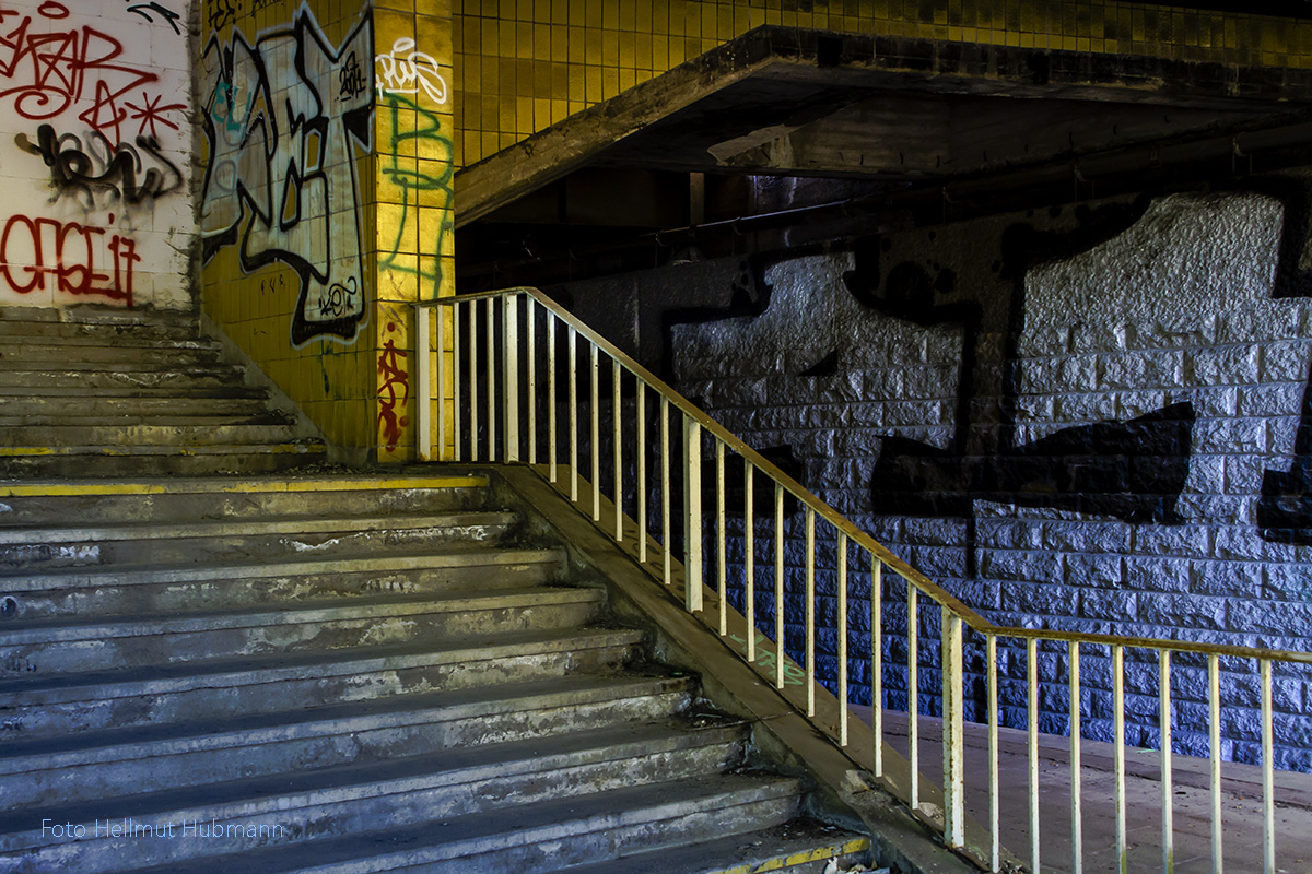 TREPPE ZUR VERGANGENHEIT