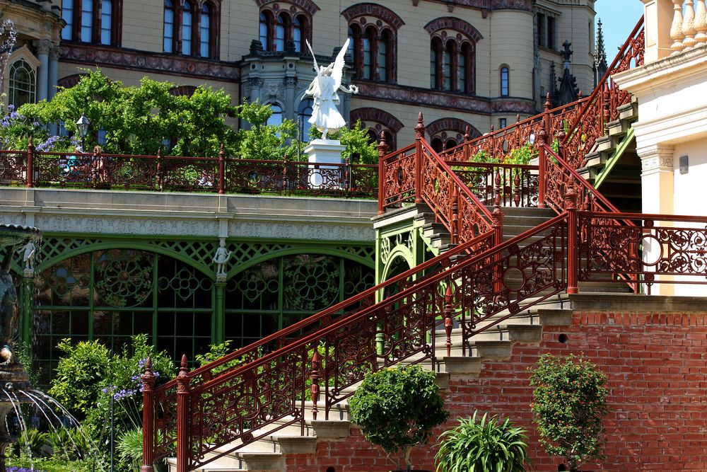 Treppen im Schloßhof...