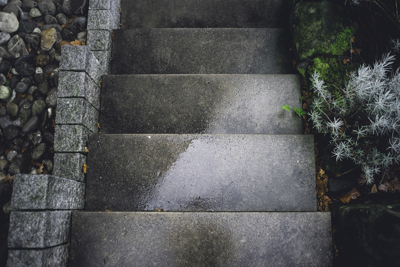 Treppen, Retroobjektiv, bearbeitet