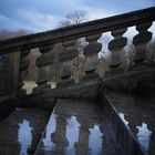 Treppenaufgang am Schloss mit Spiegelung