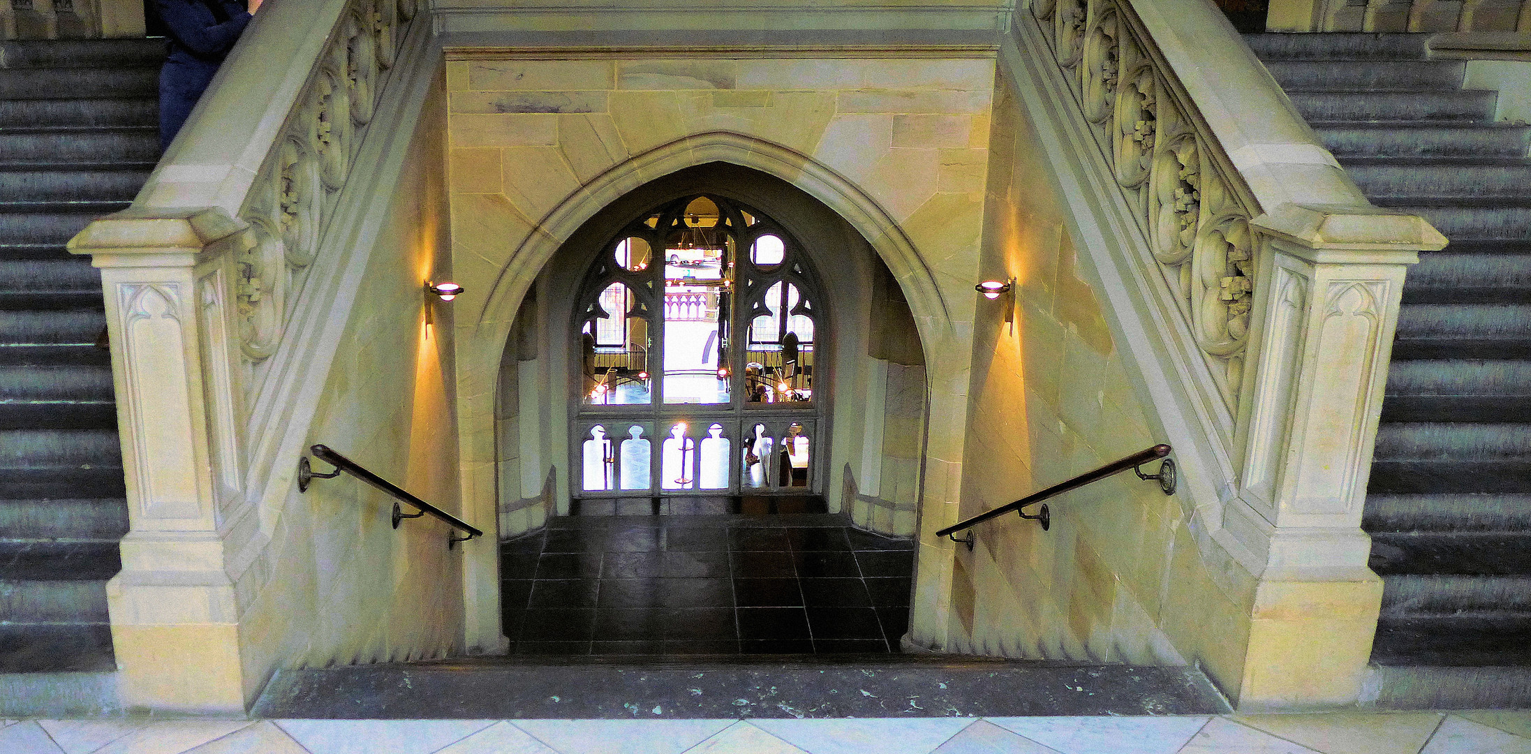 Treppenaufgang im Aachener Rathaus