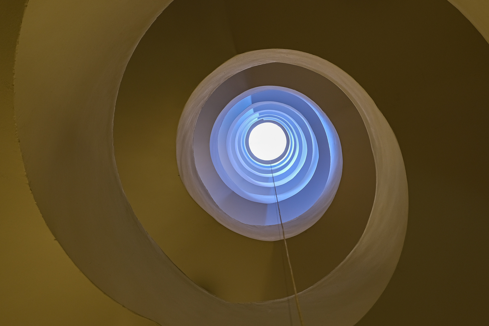 Treppenhaus Foto & Bild | formen, farben, architektur Bilder auf