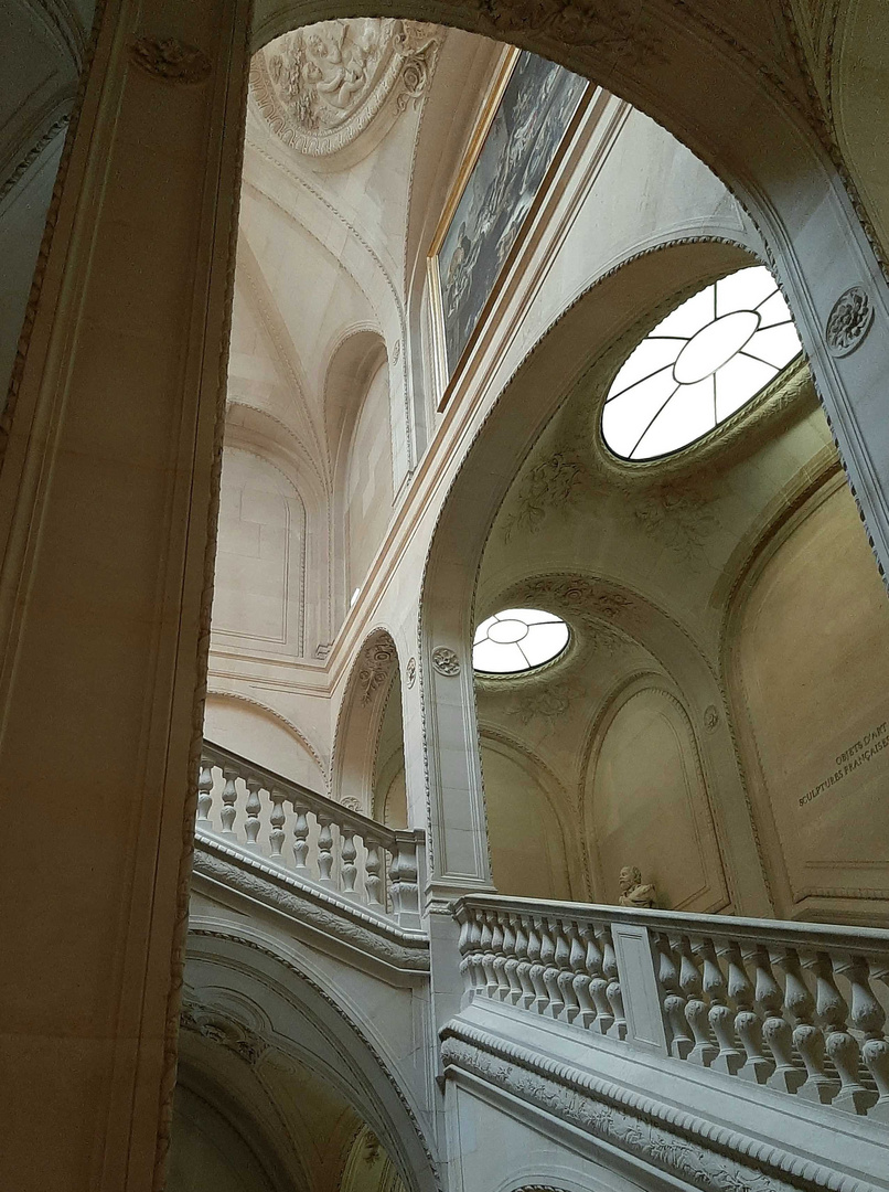 Treppenhaus im Louvre