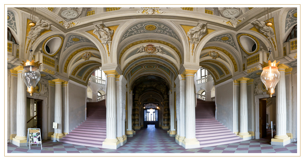 Treppenhaus im Schloß Bruchsal