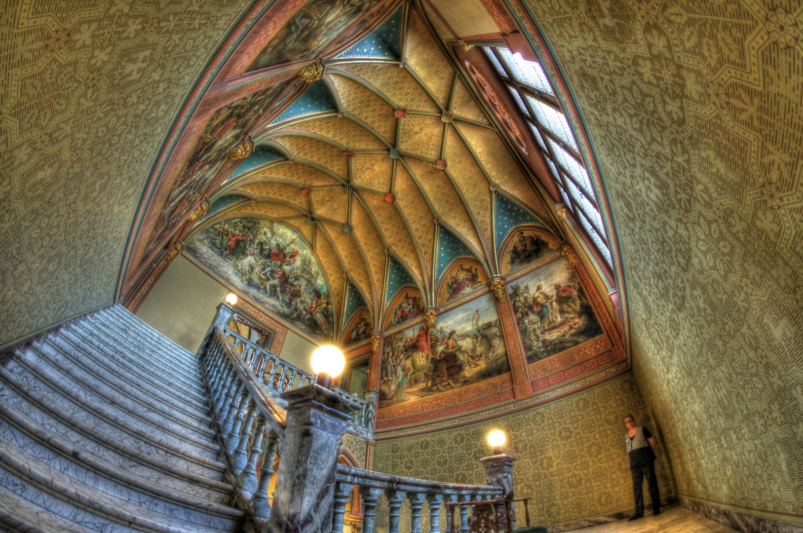 Treppenhaus im Schloss Drachenburg