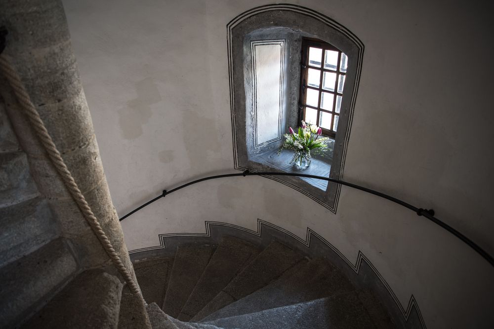 Treppenhaus im Wohnturm