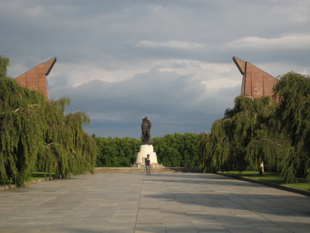 Treptower Park sowjetisches ehrenmal