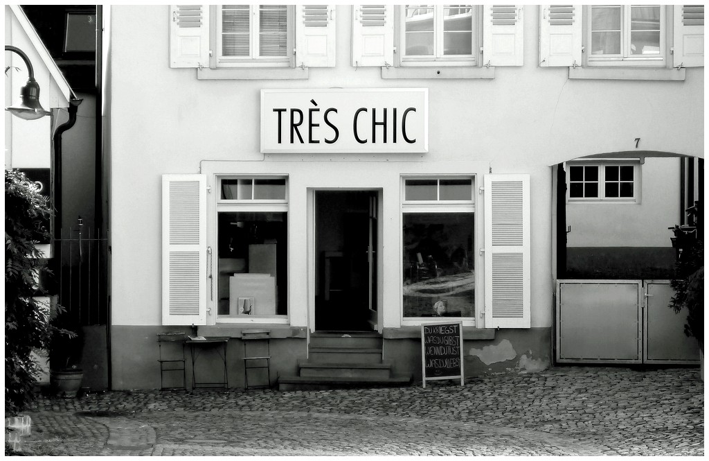 Très chic