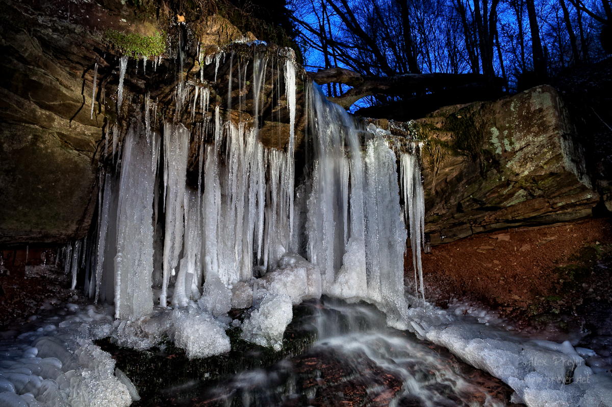 Tretstein Wasserfall im Winter