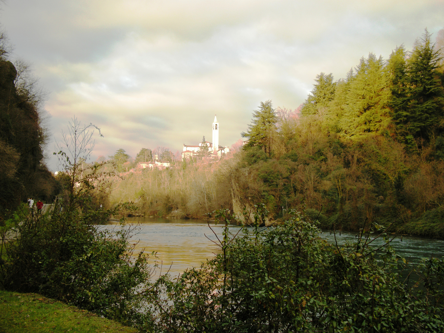 Trezzo sull'Adda, verso sera.