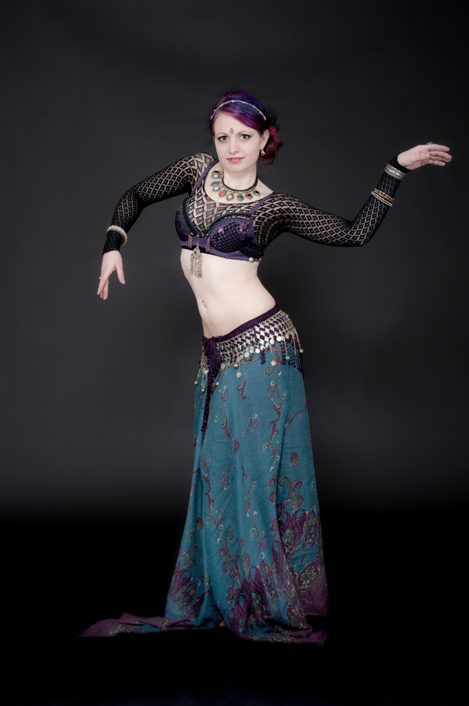 Tribal Fusion Bellydance (mit Felicitas)