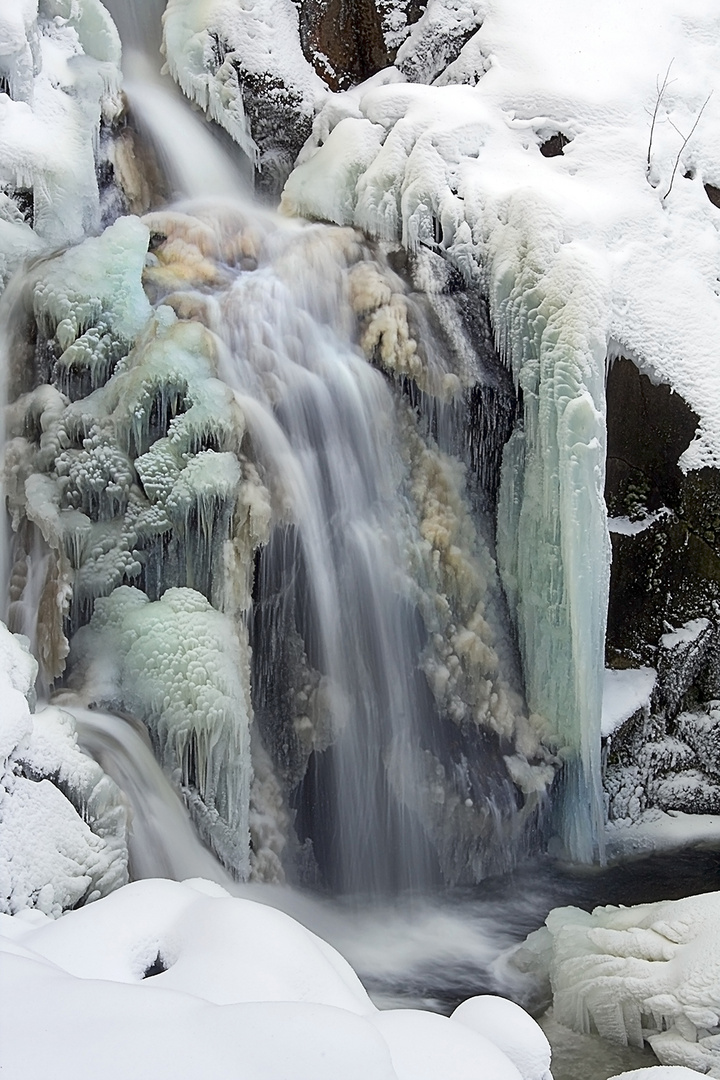 Triberger Wasserfall im Winterkleid
