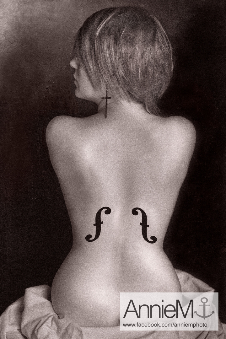 TRIBUTE MAN RAY