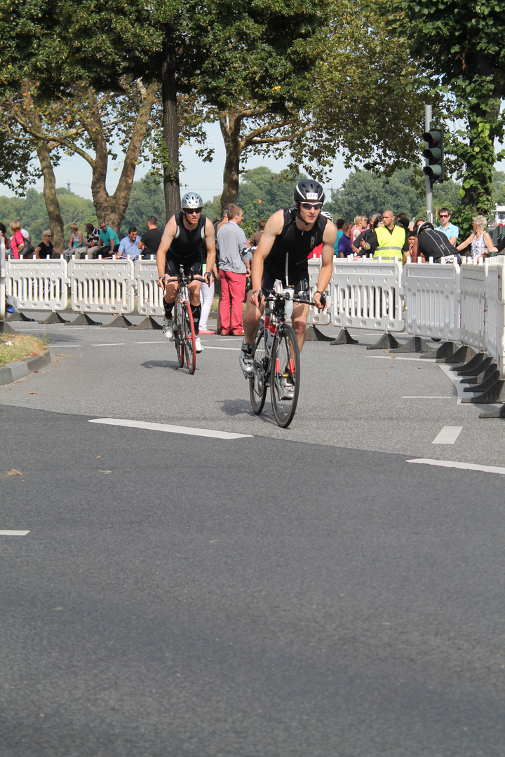 TriCologne Teilnehmer Radfahren