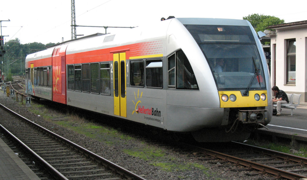 Triebwagen der Hellertalbahn in Betzdorf/Sieg