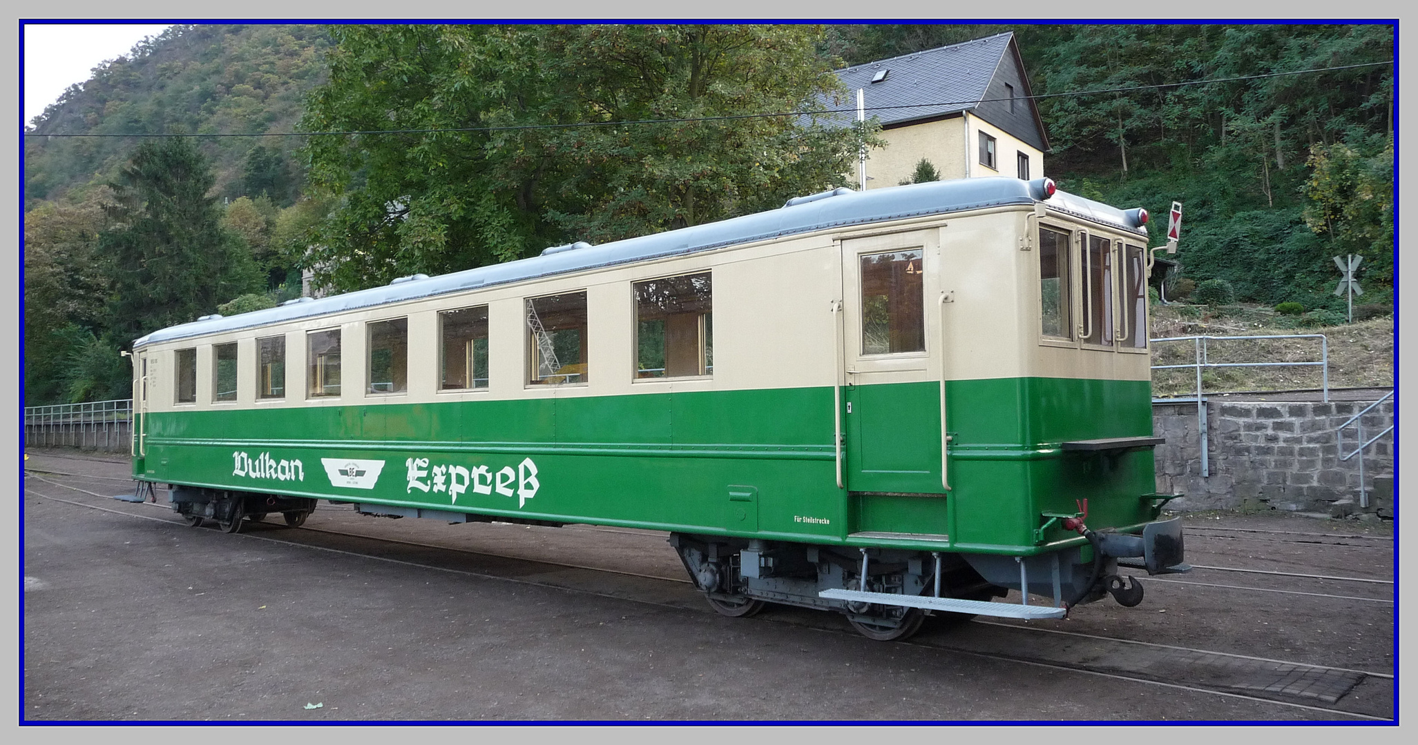 Triebwagen VT 50 der Brohltalbahn