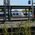 Triebwagenzüge der Eurobahn und von National Express warten in Hamm auf Gleis 4 sowie auf Gleis 5.