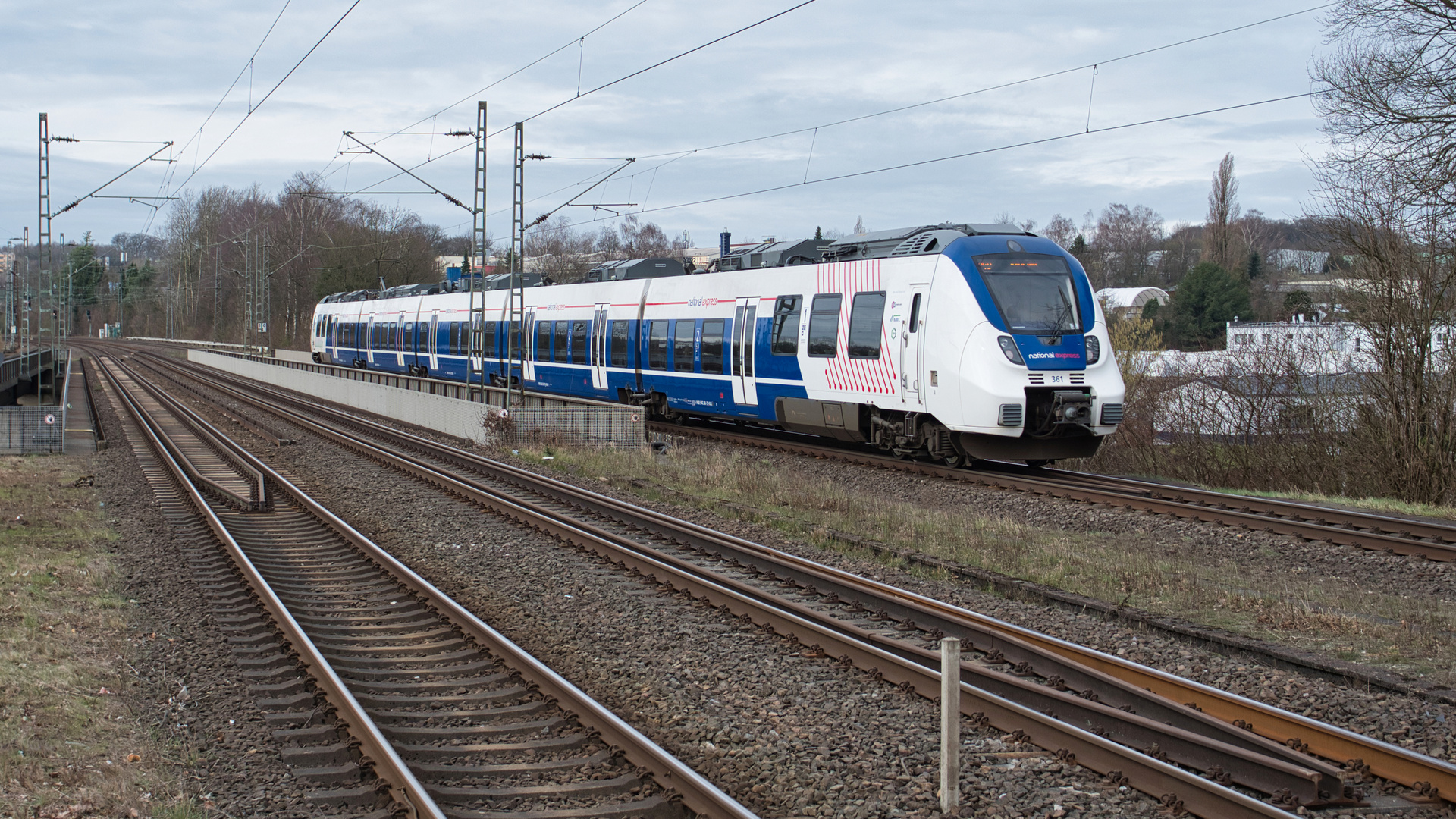 Triebzug 361 in Wuppertal-Sonnborn