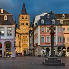 TRIER, Hauptmarkt mit Durchblick zum Dom