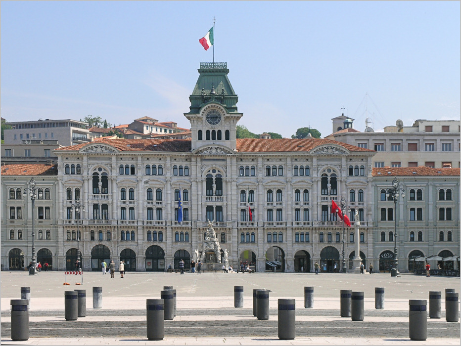 Imagini pentru Trieste Palazzo Municipio