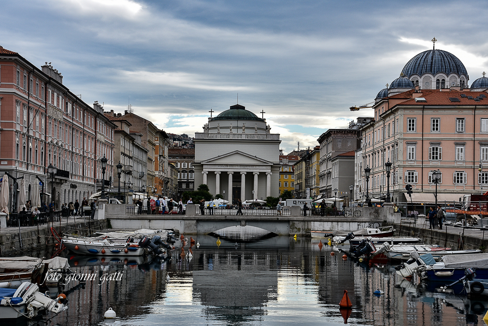 Trieste, Basilica S. Antonio taumaturgo.