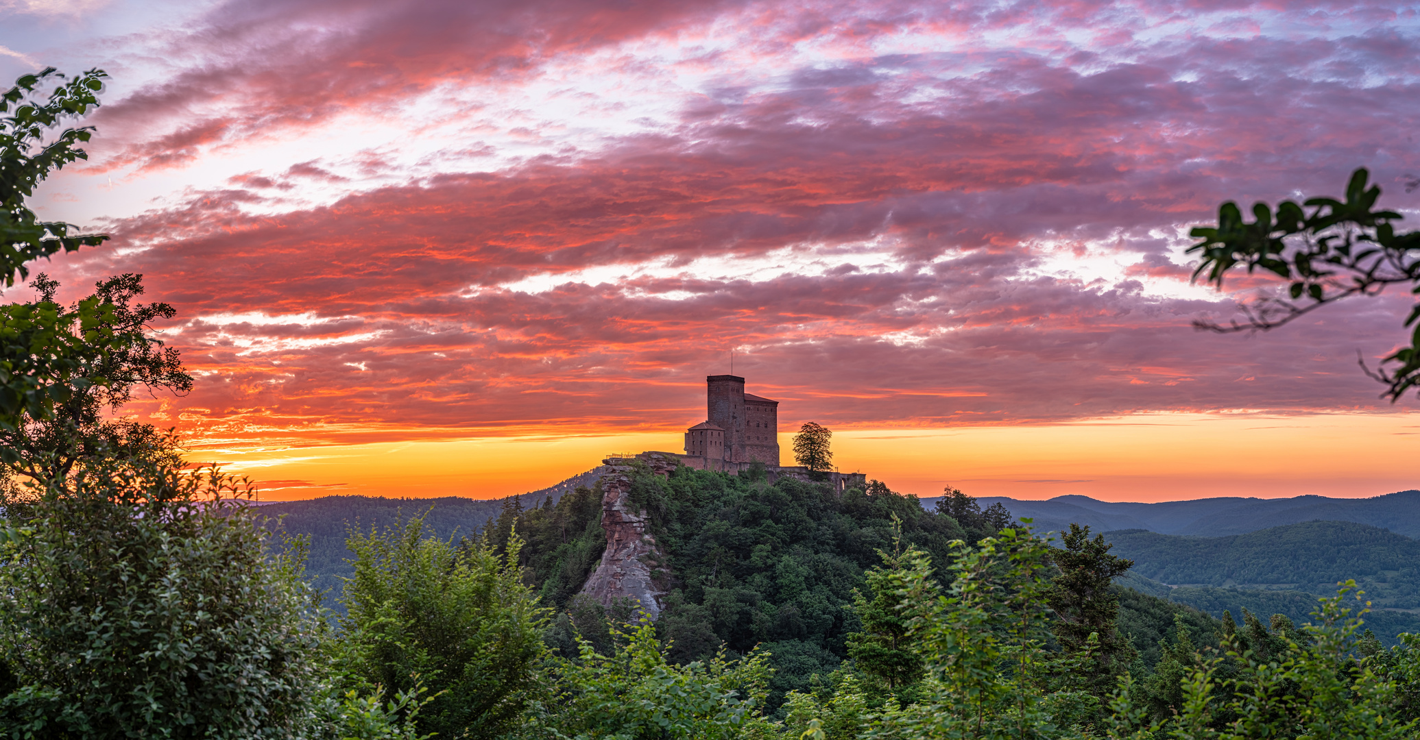 Trifels - Burning Sky