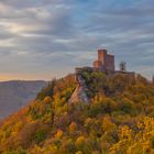 Trifels im Herbst