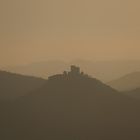 Trifels im Sonnenuntergang 