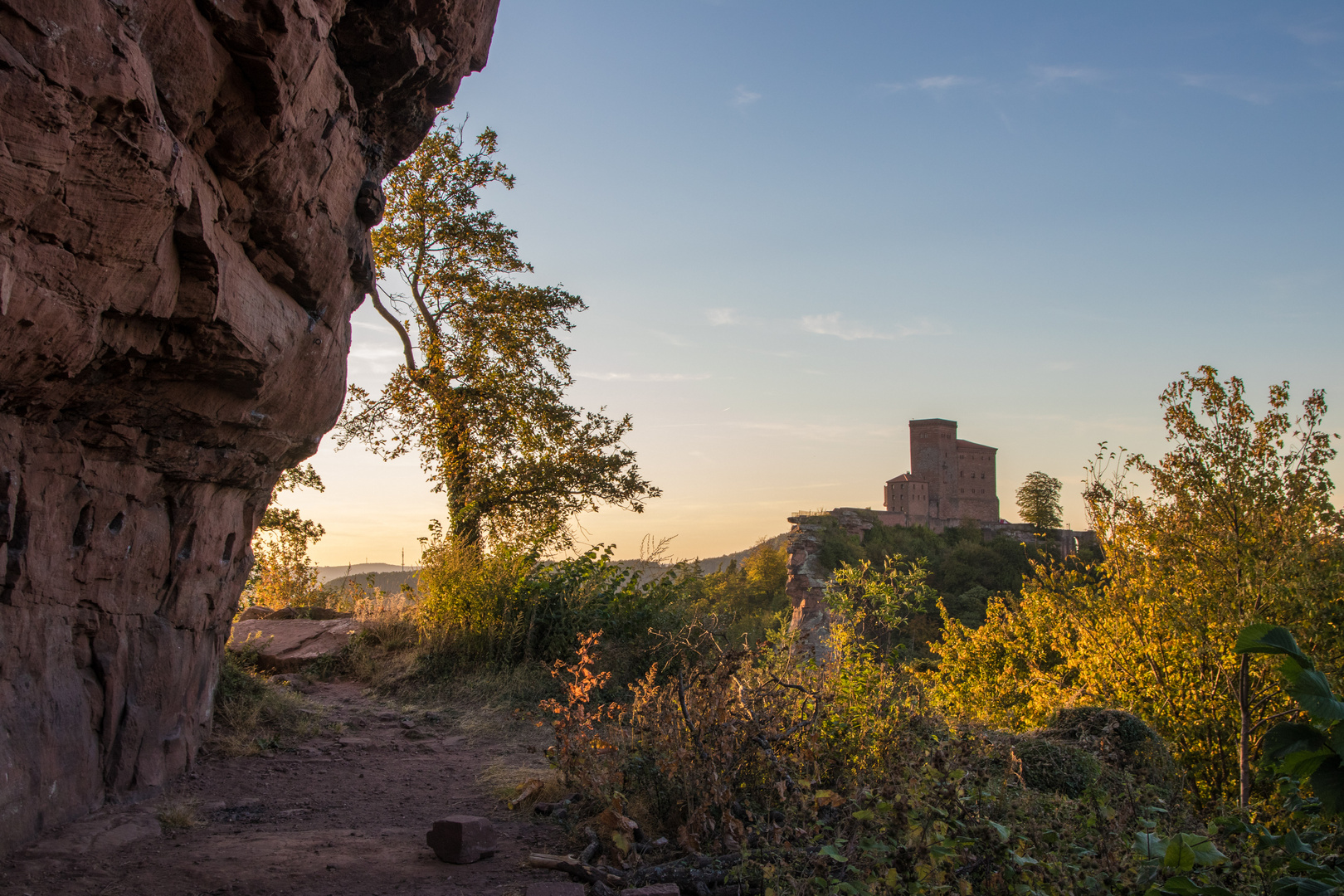 Trifels und Anebos