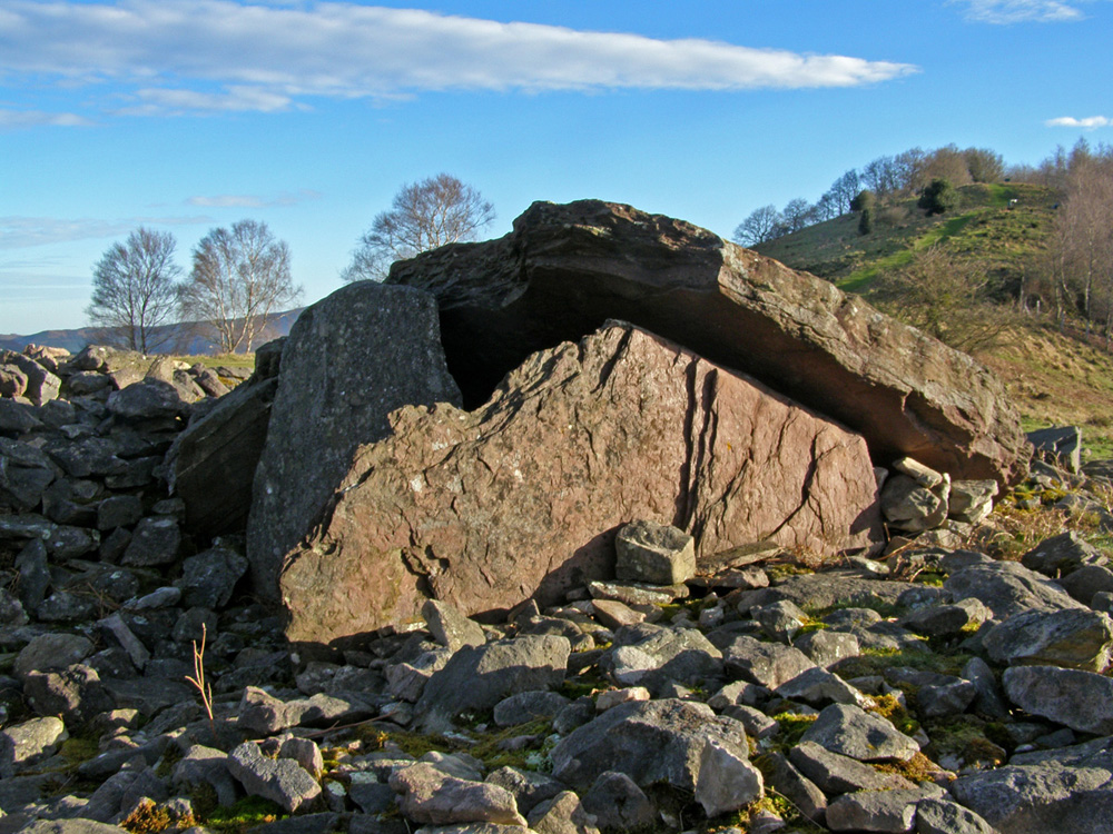 trikuharria (dolmen)