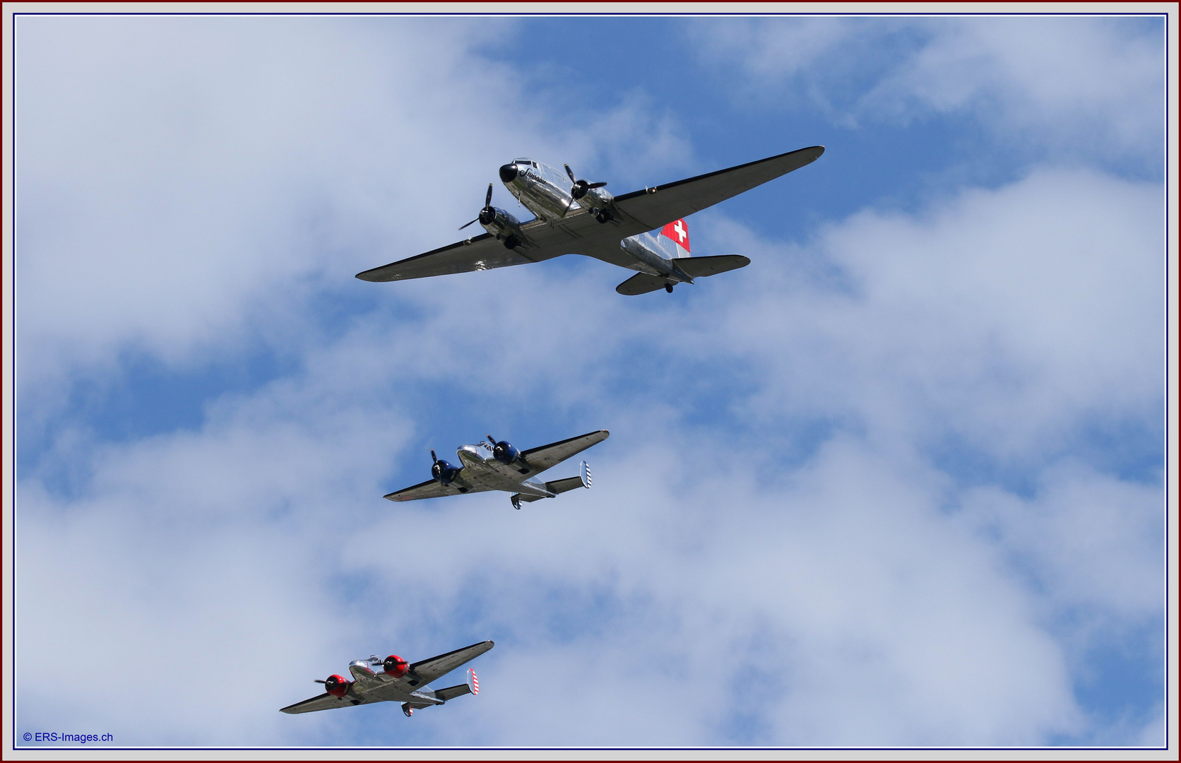 Trio DC-3C + 2 Beechcraft Sion Air Show 2017-09-16 1663 ©