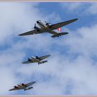 Trio DC-3C + 2 Beechcraft Sion Air Show 2017-09-16 1663 ©