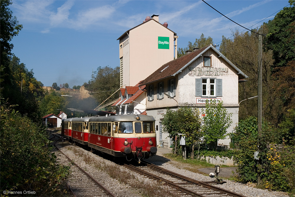 Trio in beige-rot