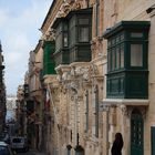 Triq L-Arcisqof, typische Balkonvorbauten in Valetta