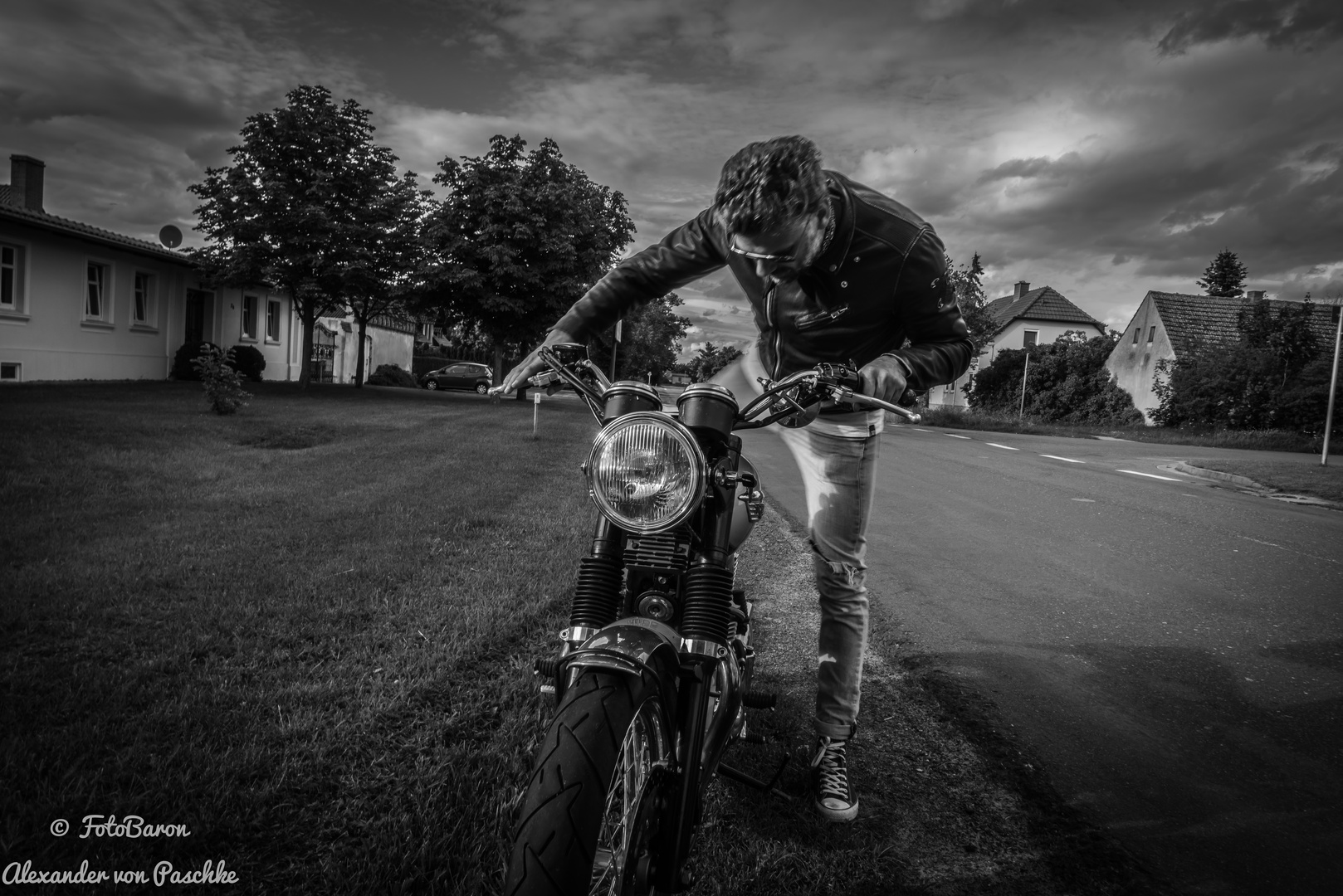 Triumph Bonneville T100 on the road